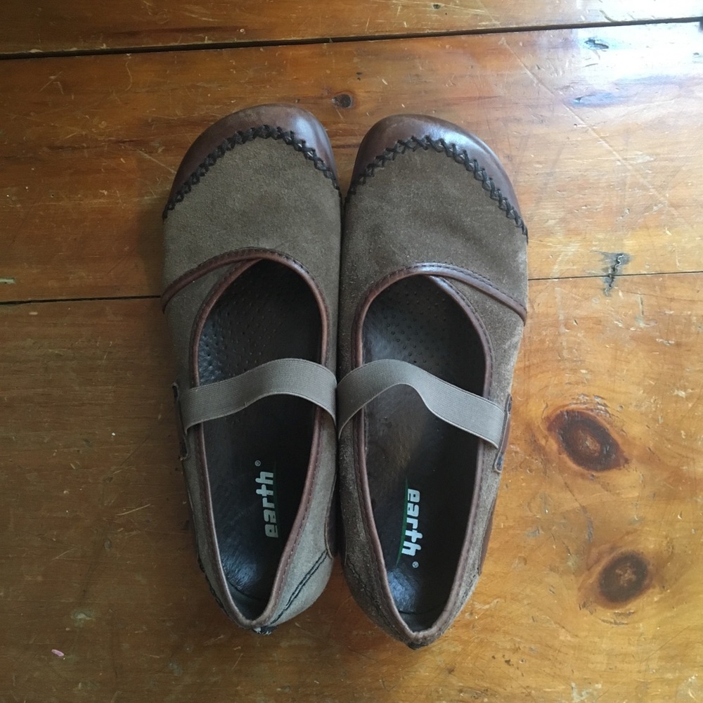 EUC Earth Shoes Size 9 (Kalso)